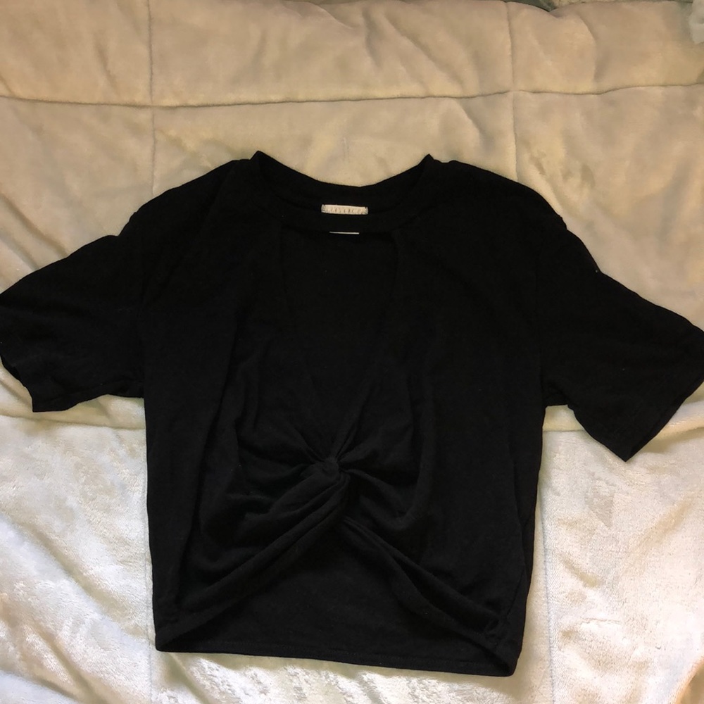 Brandy Melville low cropped twisted black blouse